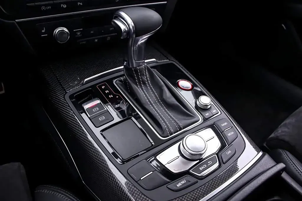 2013 Audi S7 4.0T 420HP V8 7DCT,autocango,china used car exporter,china ev exporter,chinese used car exporter,chinese used ev exporter