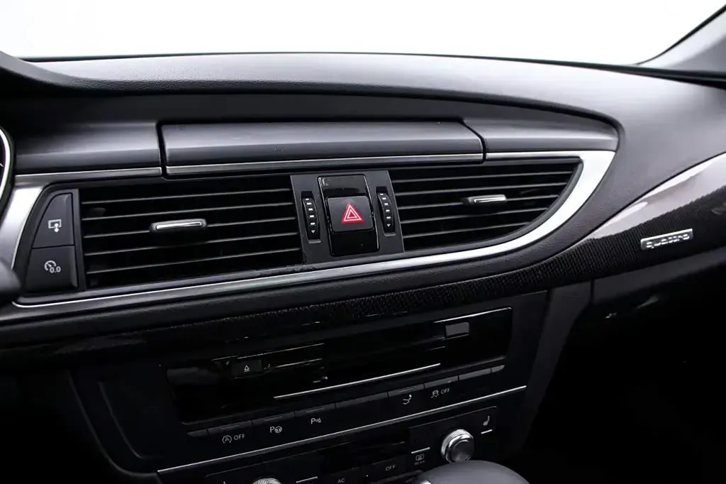 2013 Audi S7 4.0T 420HP V8 7DCT,autocango,china used car exporter,china ev exporter,chinese used car exporter,chinese used ev exporter