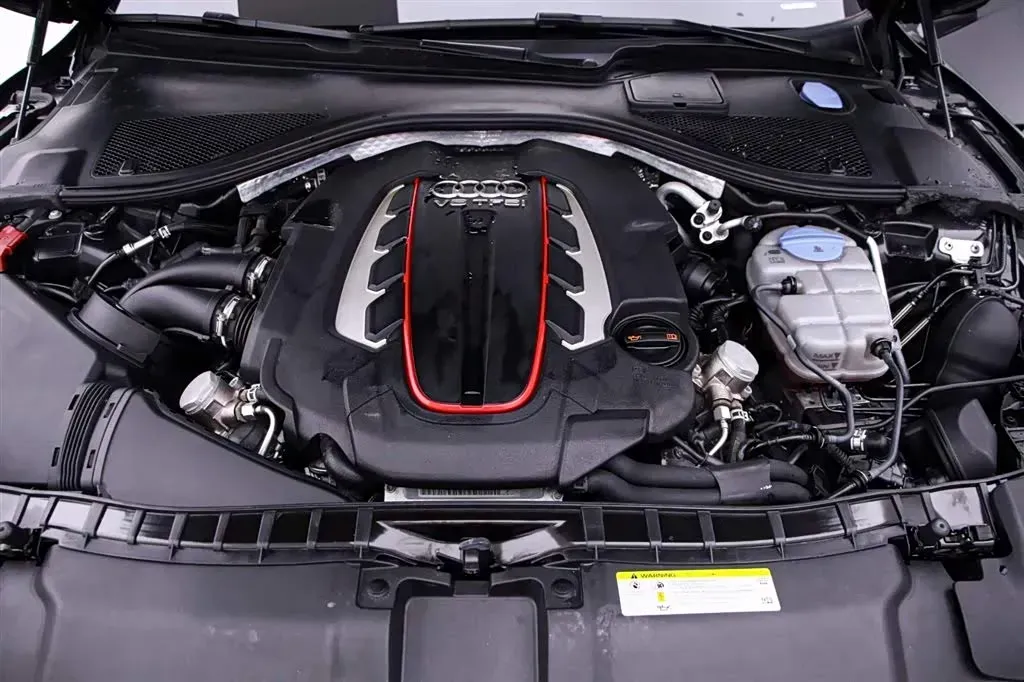 2013 Audi S7 4.0T 420HP V8 7DCT,autocango,china used car exporter,china ev exporter,chinese used car exporter,chinese used ev exporter