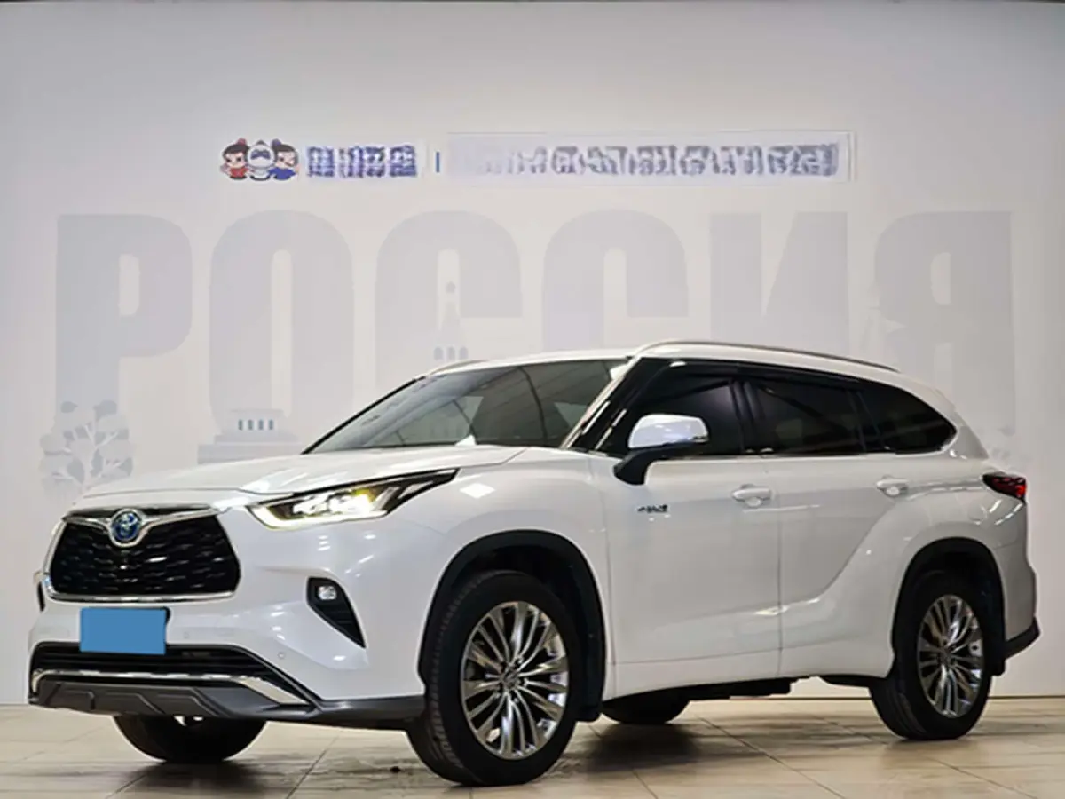 2022 Toyota Highlander 2.5L 192HP L4 E-CVT Hybrid