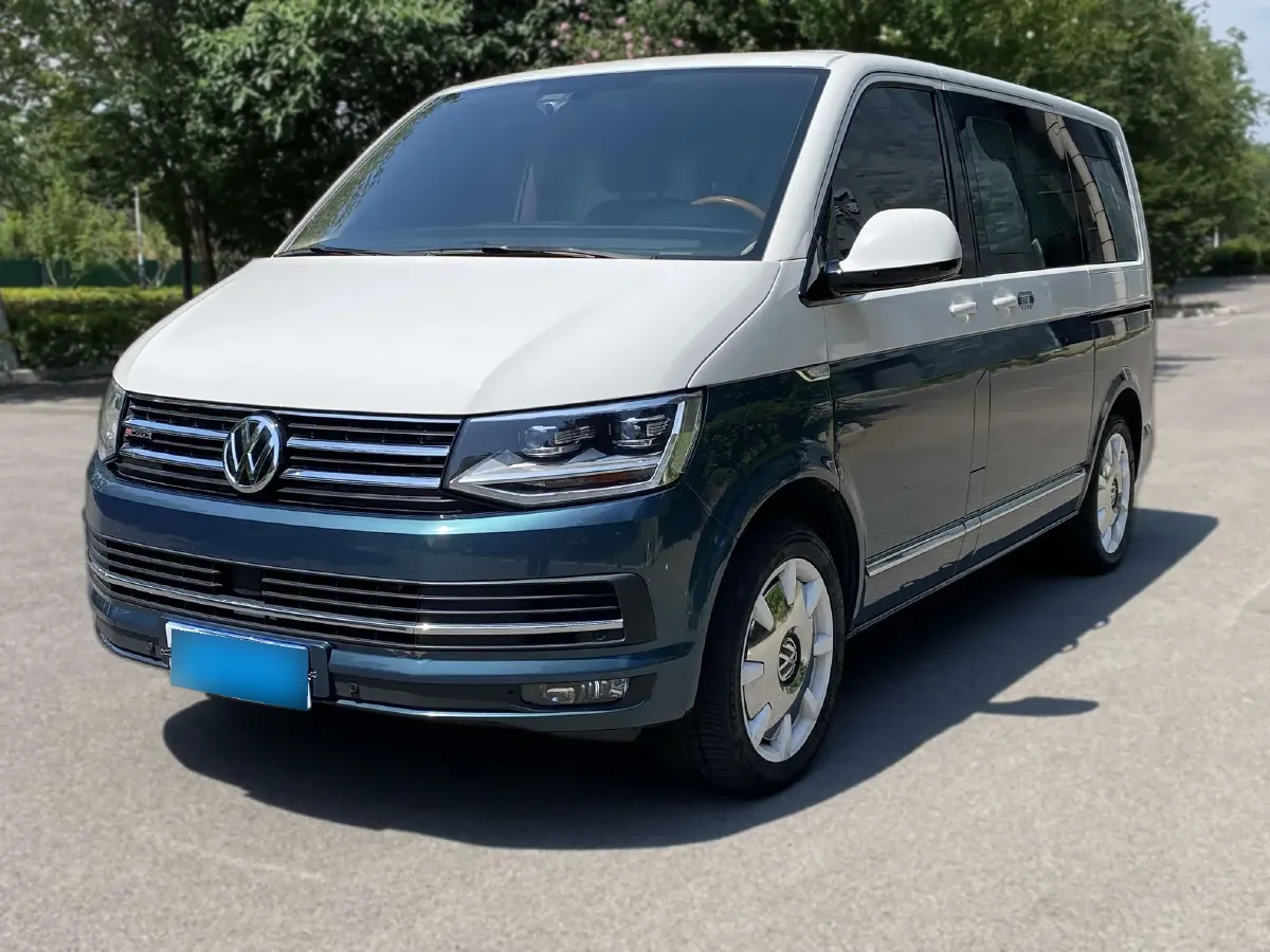 2018 Volkswagen Multivan 2.0T 204HP L4 7DCT,autocango,china used car exporter,china ev exporter,chinese used car exporter,chinese used ev exporter