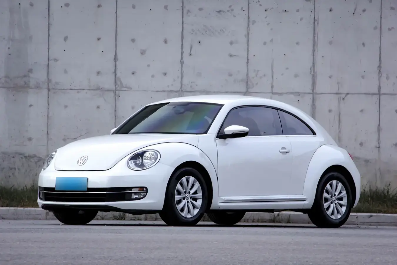 2014 Volkswagen Beetle 1.2T 105HP L4 7DCT
