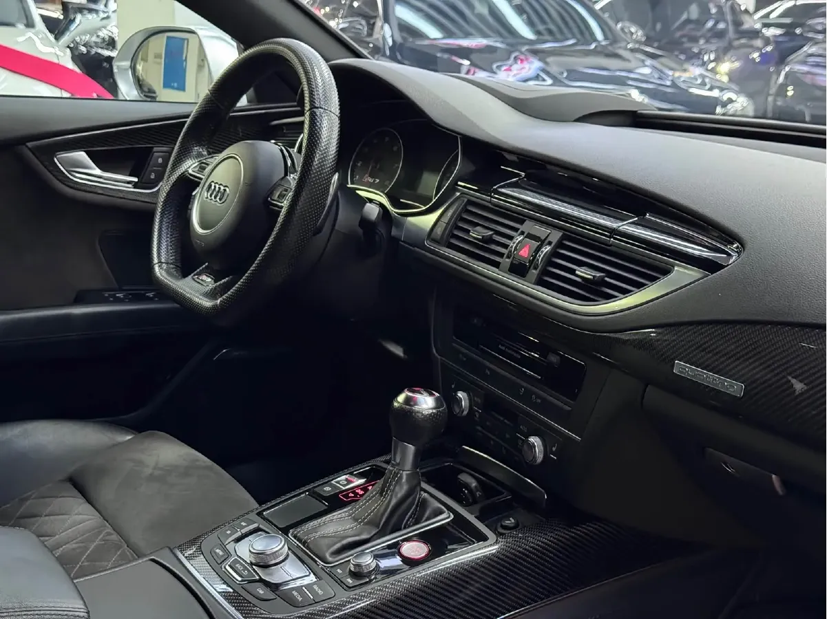 2016 Audi RS 7 4.0T 560HP V8 8AT,autocango,china used car exporter,china ev exporter,chinese used car exporter,chinese used ev exporter