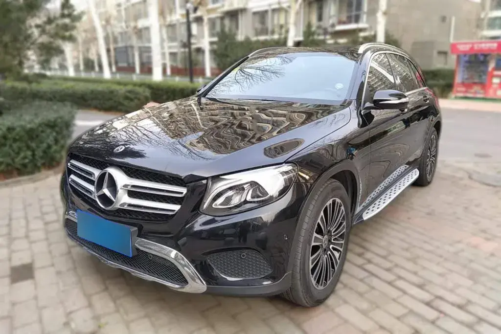 2019 Mercedes-Benz GLC Class 2.0T 184HP L4 9AT