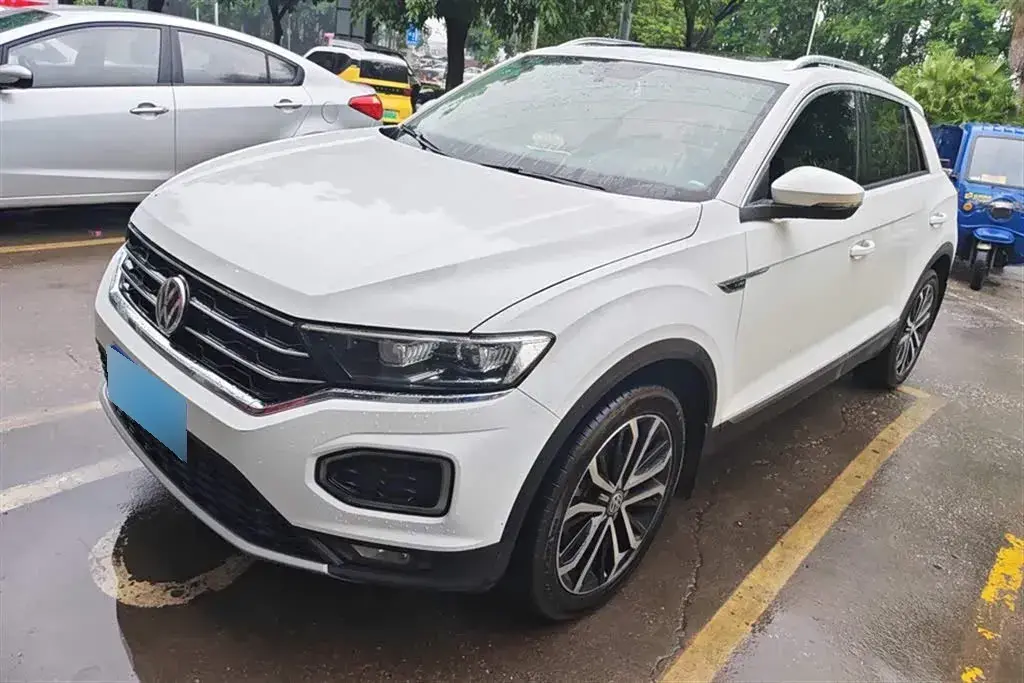 2018 Volkswagen T-Roc 1.4T 150HP L4 7DCT