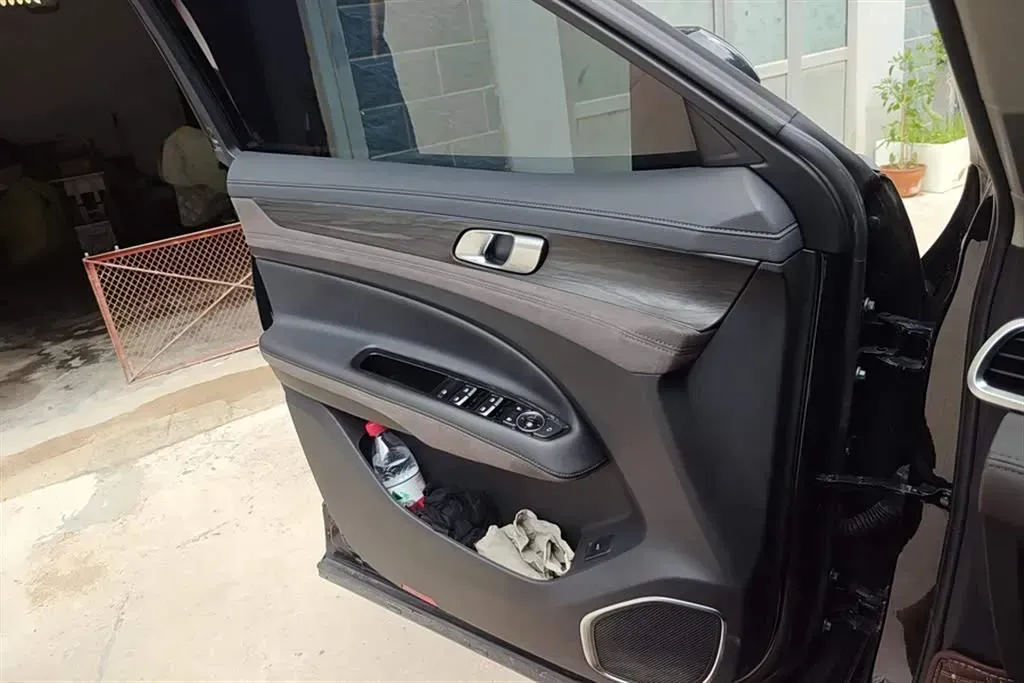 2023 Ford Equator 2.0T 224HP L4 6DCT,autocango,china used car exporter,china ev exporter,chinese used car exporter,chinese used ev exporter