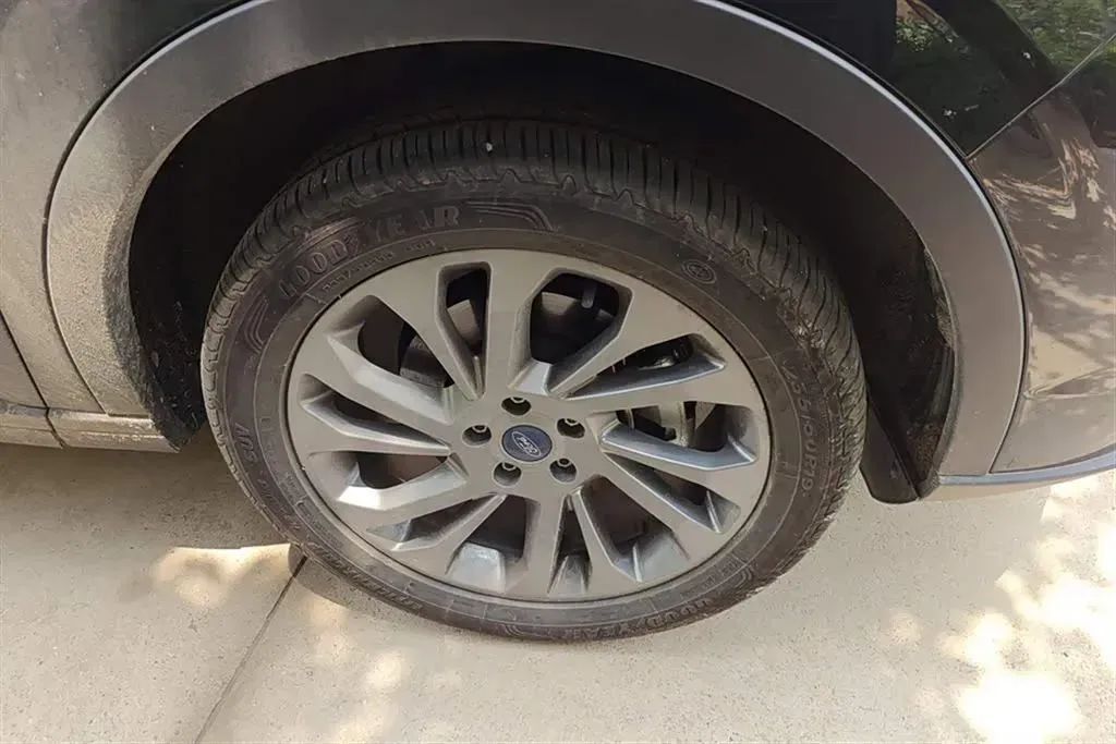 2023 Ford Equator 2.0T 224HP L4 6DCT,autocango,china used car exporter,china ev exporter,chinese used car exporter,chinese used ev exporter