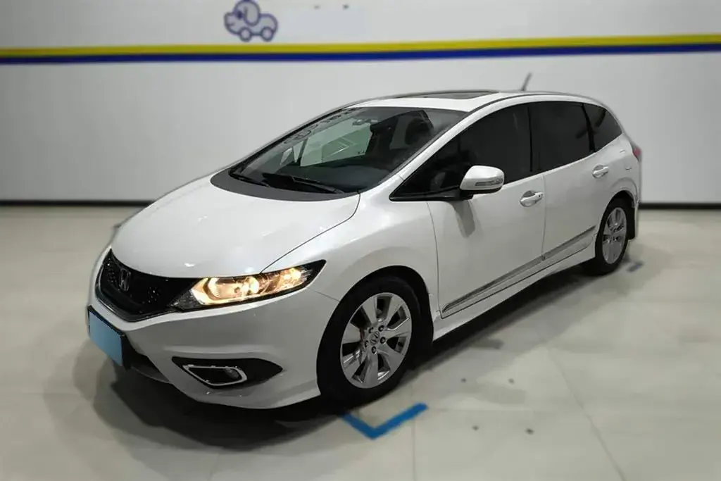2016 Honda Jade 1.8L 141HP L4 5AT