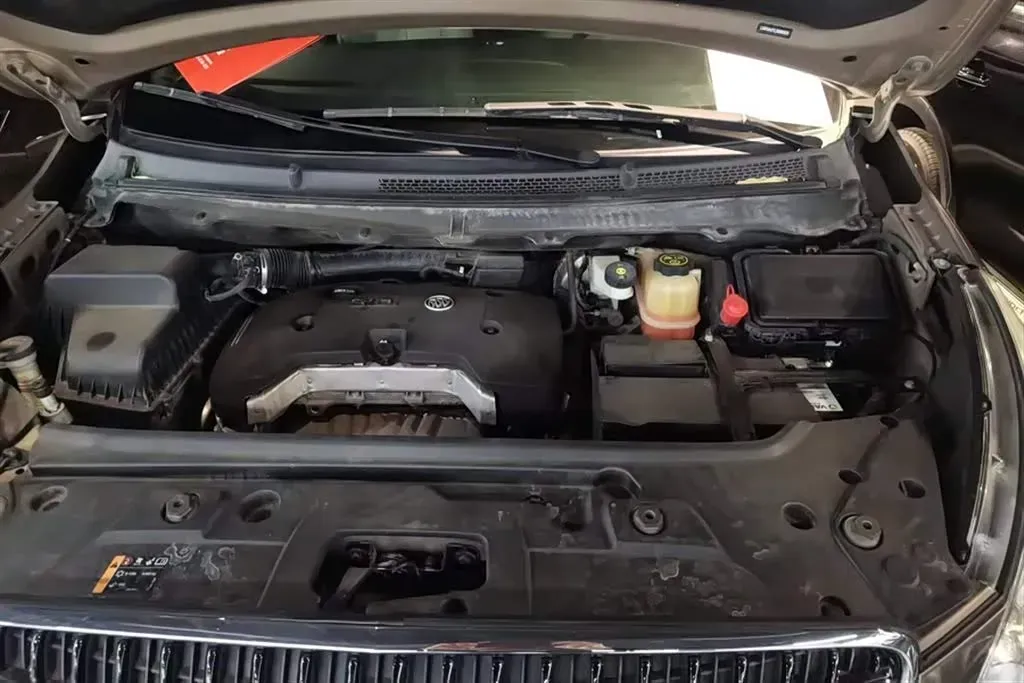 2020 Ford Tourneo 2.0T 203HP L4 5MT,autocango,china used car exporter,china ev exporter,chinese used car exporter,chinese used ev exporter