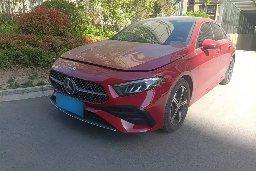 2024 Mercedes-Benz A Class 1.3T 163HP L4 7DCT