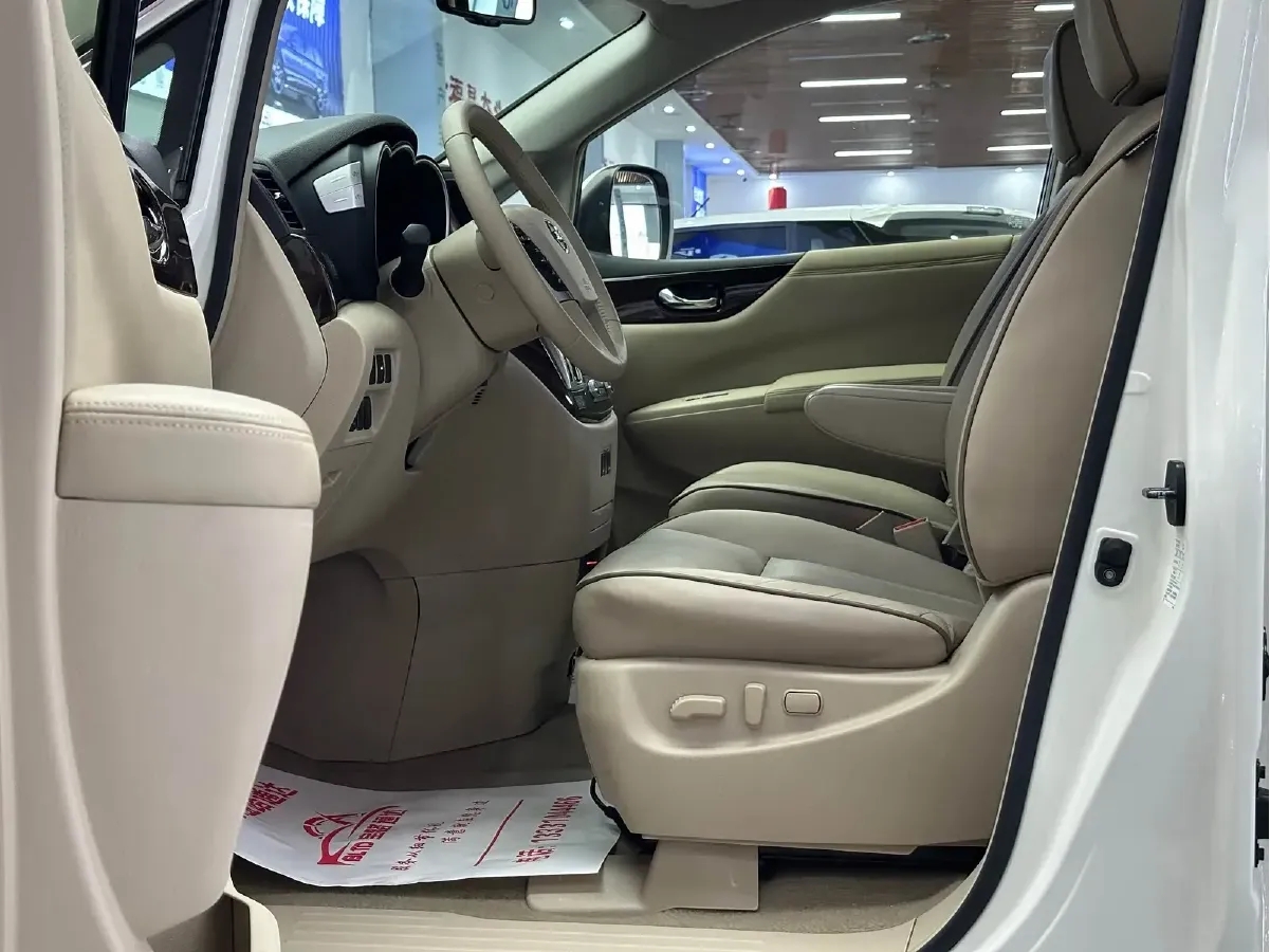 2015 Nissan Quest 3.5L 277HP V6 CVT,autocango,china used car exporter,china ev exporter,chinese used car exporter,chinese used ev exporter