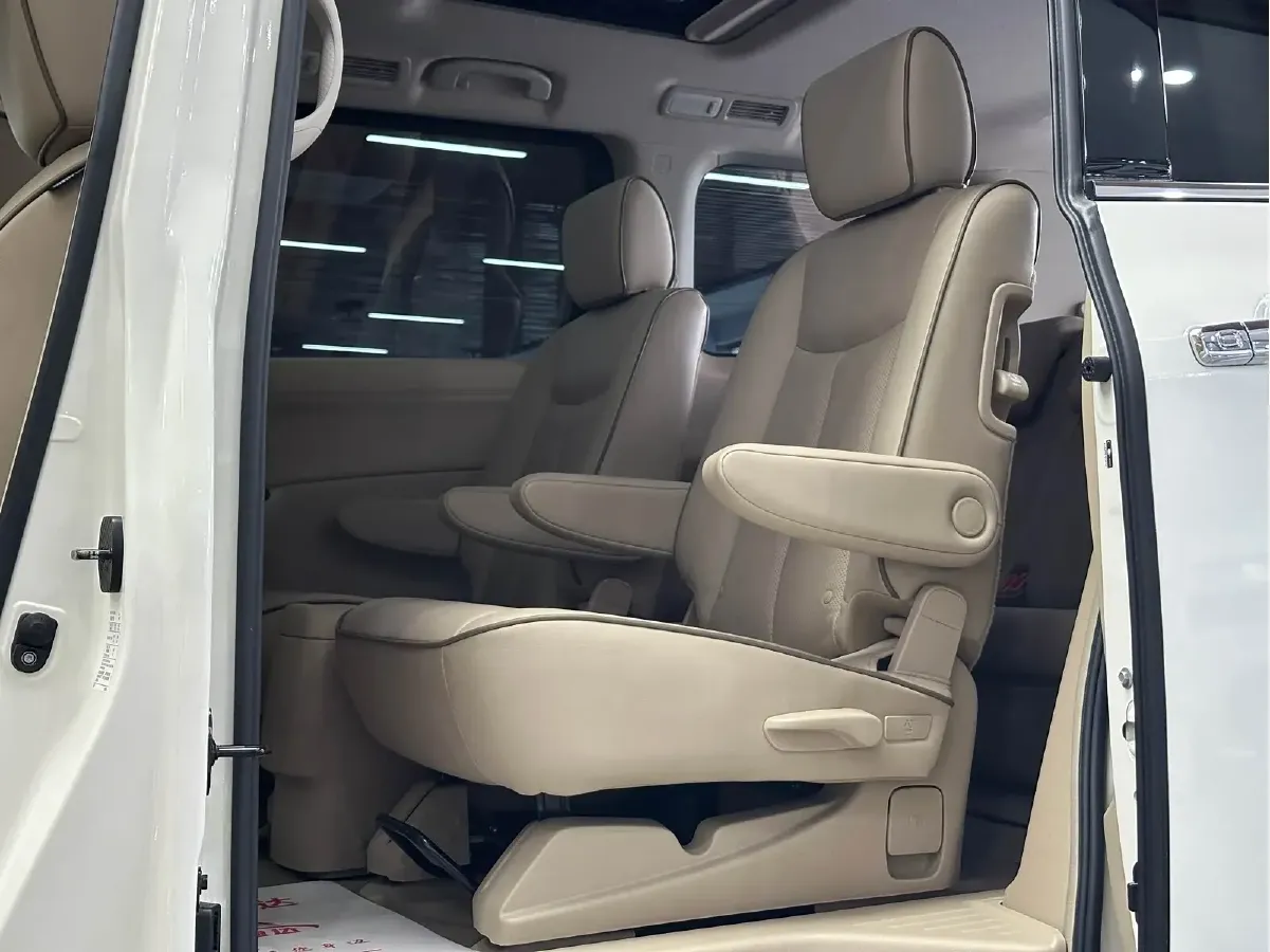 2015 Nissan Quest 3.5L 277HP V6 CVT,autocango,china used car exporter,china ev exporter,chinese used car exporter,chinese used ev exporter