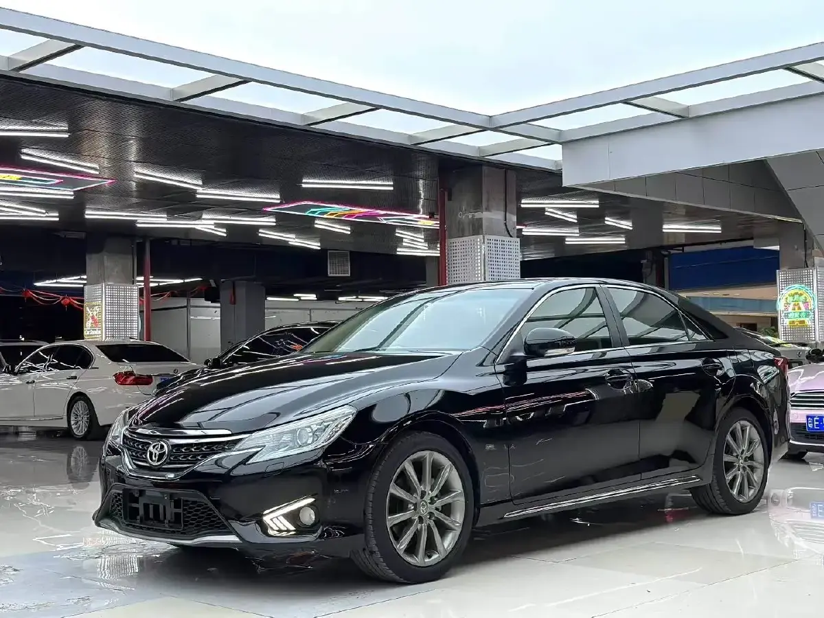 2013 Toyota Reiz 2.5L 193HP V6 6AT