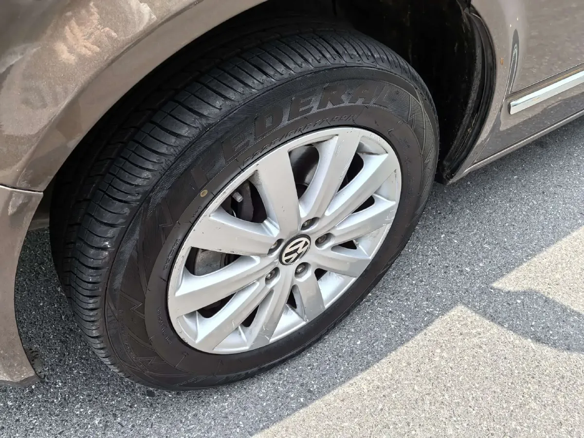 2012 Volkswagen Multivan 2.0T 204HP L4 7DCT,autocango,china used car exporter,china ev exporter,chinese used car exporter,chinese used ev exporter