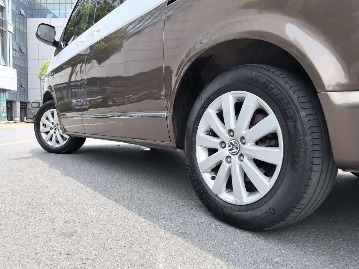 2012 Volkswagen Multivan 2.0T 204HP L4 7DCT,autocango,china used car exporter,china ev exporter,chinese used car exporter,chinese used ev exporter