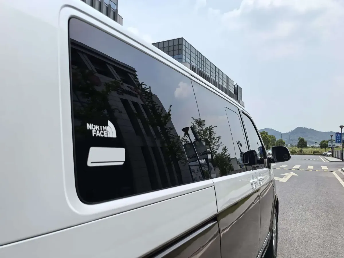 2012 Volkswagen Multivan 2.0T 204HP L4 7DCT,autocango,china used car exporter,china ev exporter,chinese used car exporter,chinese used ev exporter