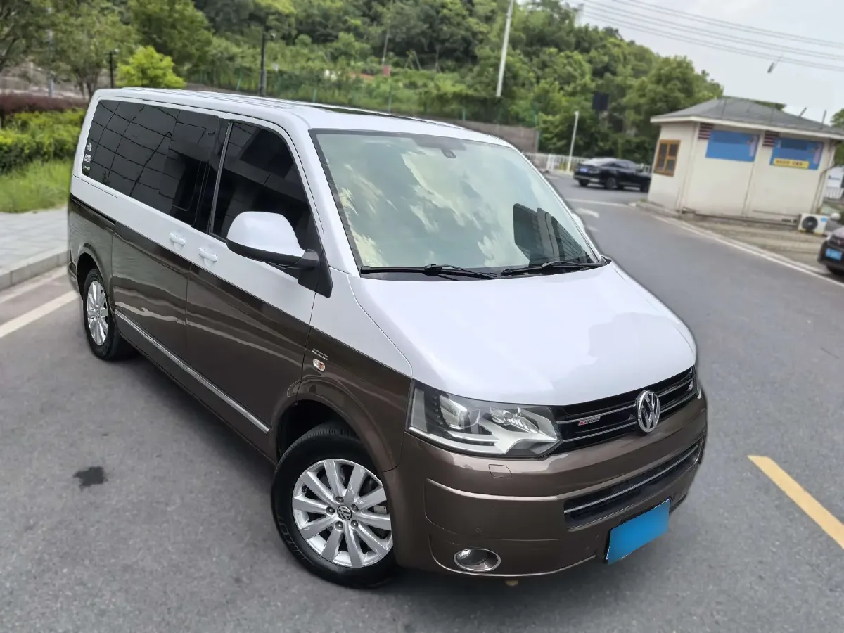 2012 Volkswagen Multivan 2.0T 204HP L4 7DCT,autocango,china used car exporter,china ev exporter,chinese used car exporter,chinese used ev exporter