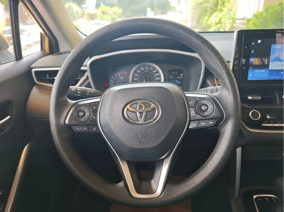 2022 Toyota Frontlander 2.0L 171HP L4 CVT,autocango,china used car exporter,china ev exporter,chinese used car exporter,chinese used ev exporter