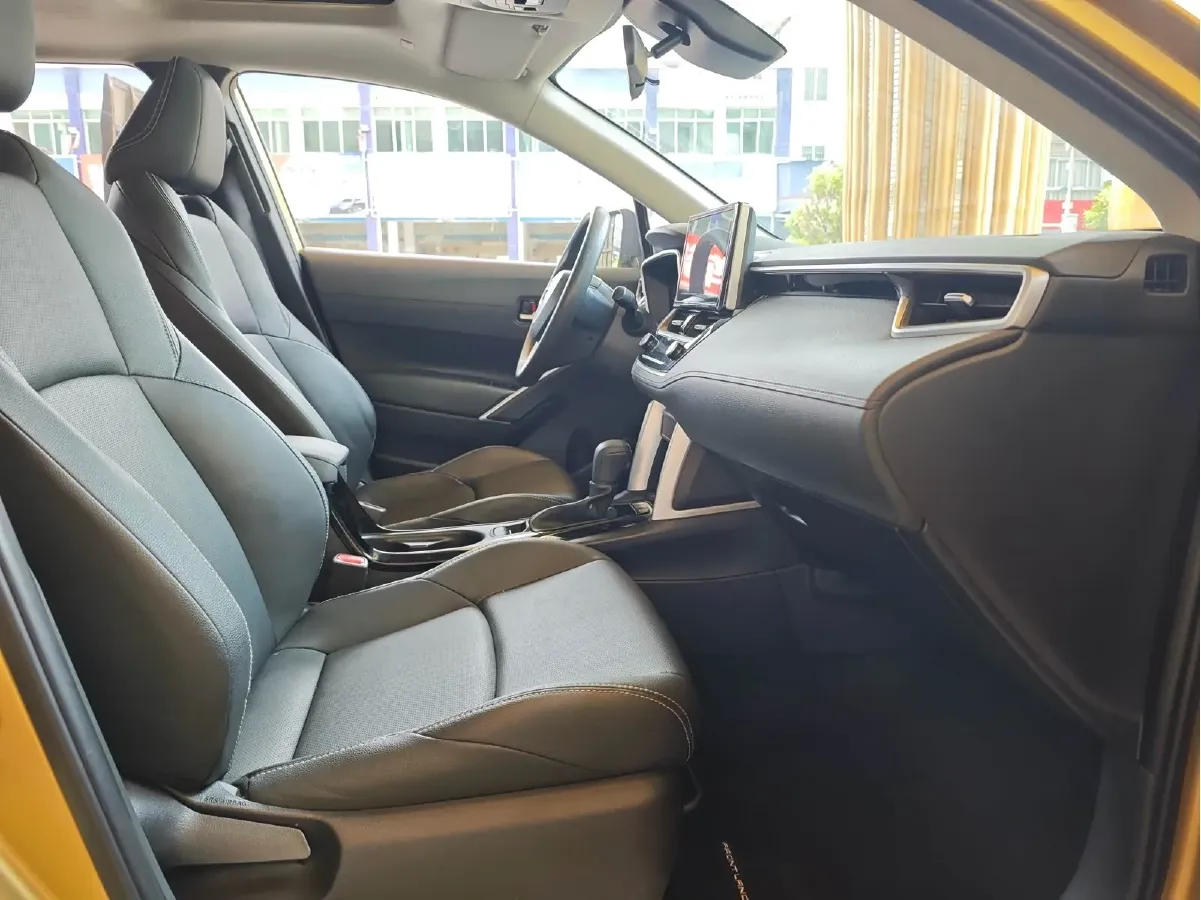 2022 Toyota Frontlander 2.0L 171HP L4 CVT,autocango,china used car exporter,china ev exporter,chinese used car exporter,chinese used ev exporter