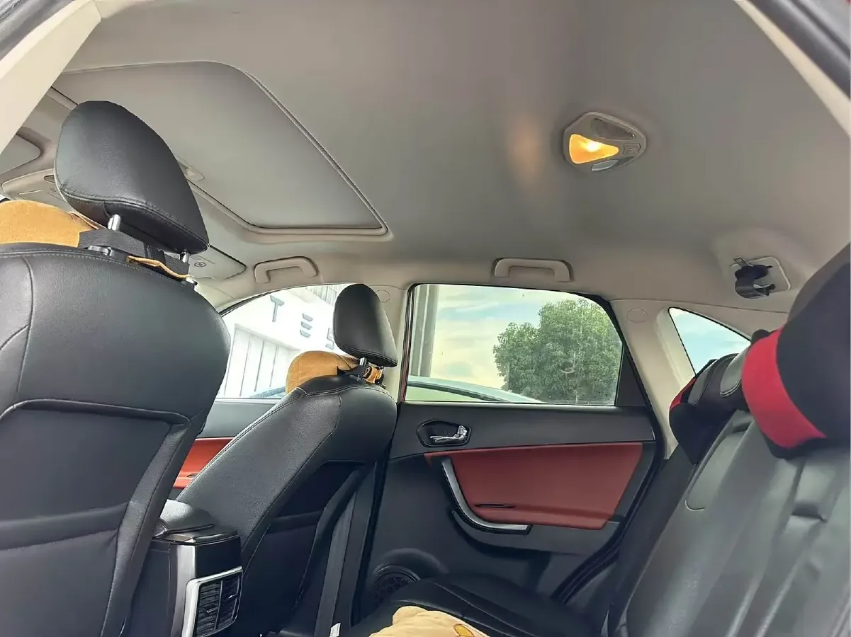 2012 GAC Trumpchi GS5 2.0L 147HP L4 5AT,autocango,china used car exporter,china ev exporter,chinese used car exporter,chinese used ev exporter