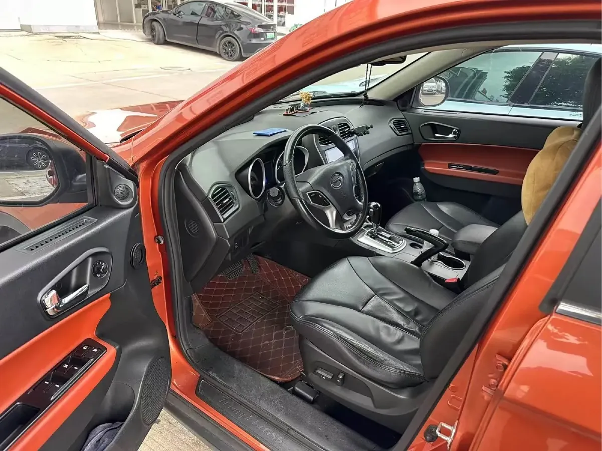 2012 GAC Trumpchi GS5 2.0L 147HP L4 5AT,autocango,china used car exporter,china ev exporter,chinese used car exporter,chinese used ev exporter