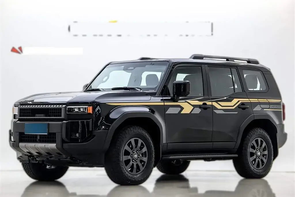 2024 Toyota Land Cruiser Prado 2.4T 282HP L4 8AT Hybrid