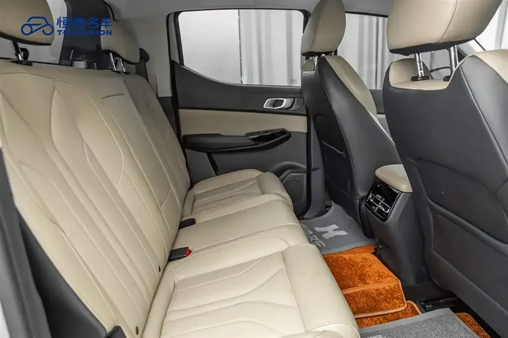 2024 ChangAn Hunter 2.0T 190HP L4 REEV 31.18KWH,autocango,china used car exporter,china ev exporter,chinese used car exporter,chinese used ev exporter