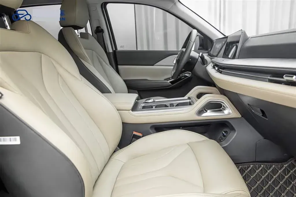 2024 ChangAn Hunter 2.0T 190HP L4 REEV 31.18KWH,autocango,china used car exporter,china ev exporter,chinese used car exporter,chinese used ev exporter