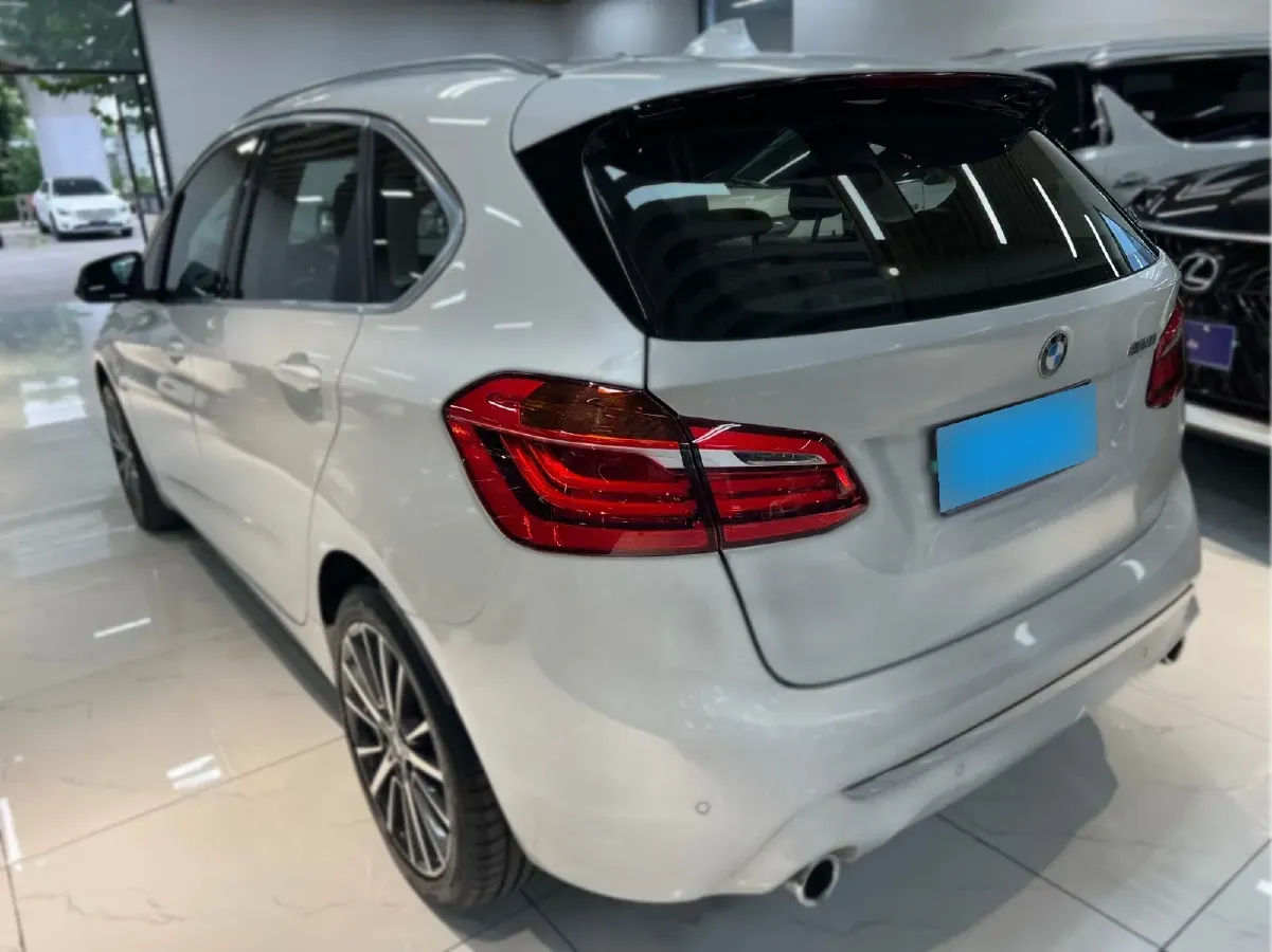 2018 BMW 2 Series Wagon 2.0T 192HP L4 8AT,autocango,china used car exporter,china ev exporter,chinese used car exporter,chinese used ev exporter