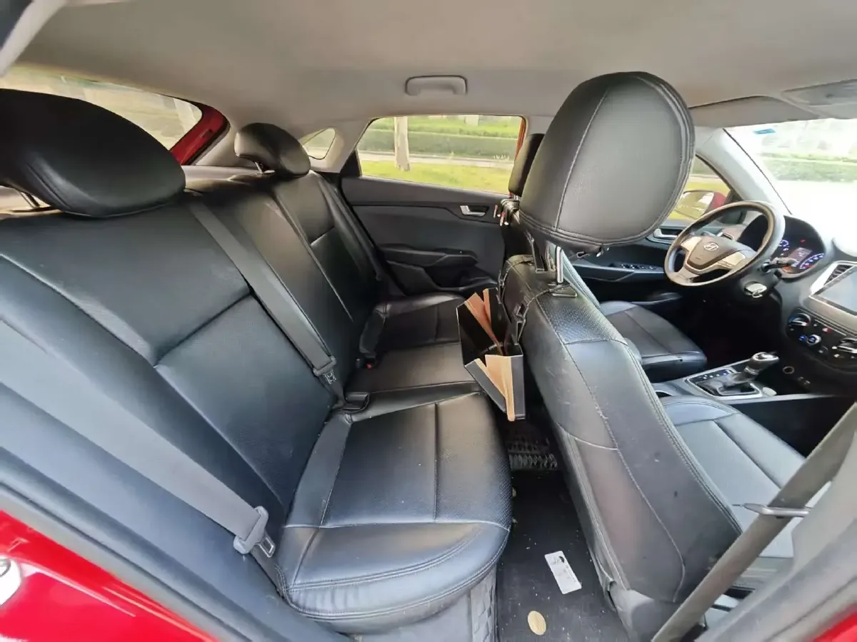 2017 Hyundai Verna RV 1.4L 100HP L4 6AT,autocango,china used car exporter,china ev exporter,chinese used car exporter,chinese used ev exporter