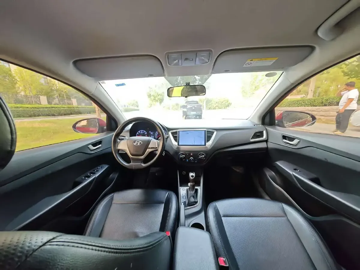 2017 Hyundai Verna RV 1.4L 100HP L4 6AT,autocango,china used car exporter,china ev exporter,chinese used car exporter,chinese used ev exporter