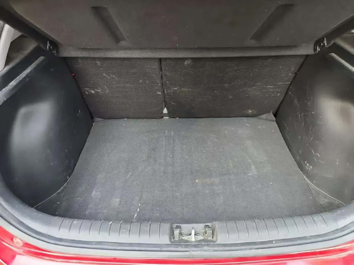 2017 Hyundai Verna RV 1.4L 100HP L4 6AT,autocango,china used car exporter,china ev exporter,chinese used car exporter,chinese used ev exporter