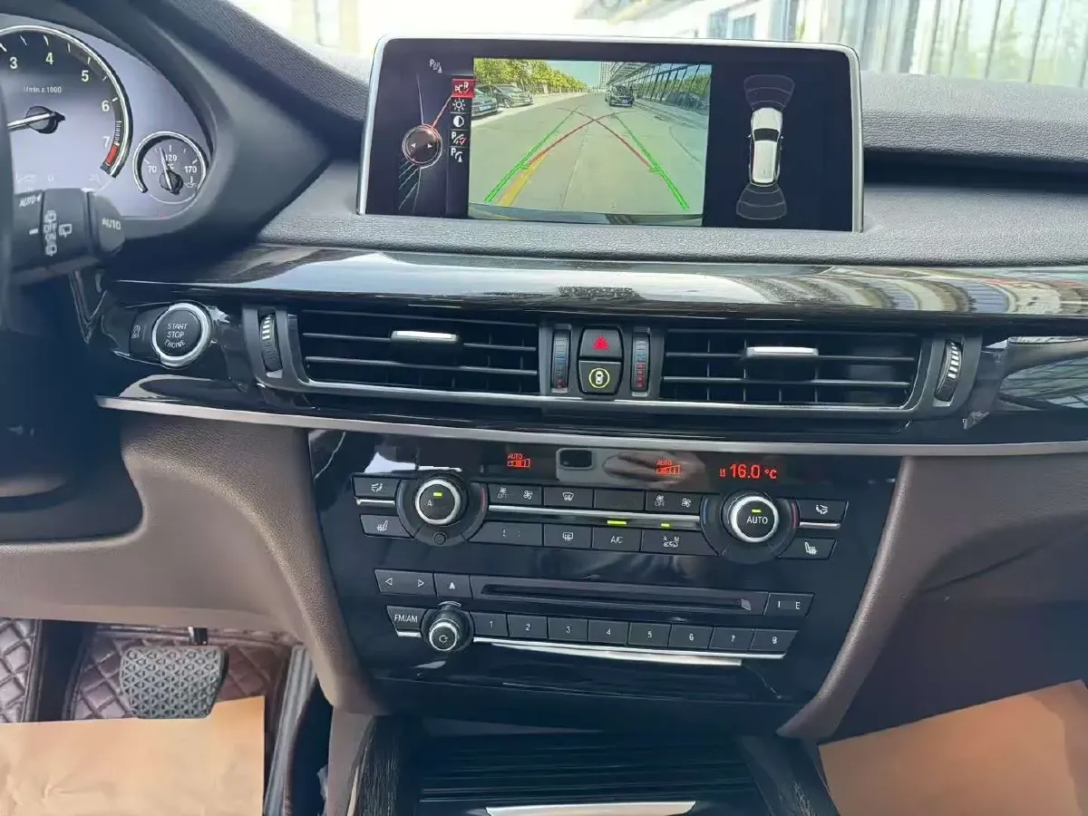 2014 BMW X5 3.0T 306HP L6 8AT,autocango,china used car exporter,china ev exporter,chinese used car exporter,chinese used ev exporter