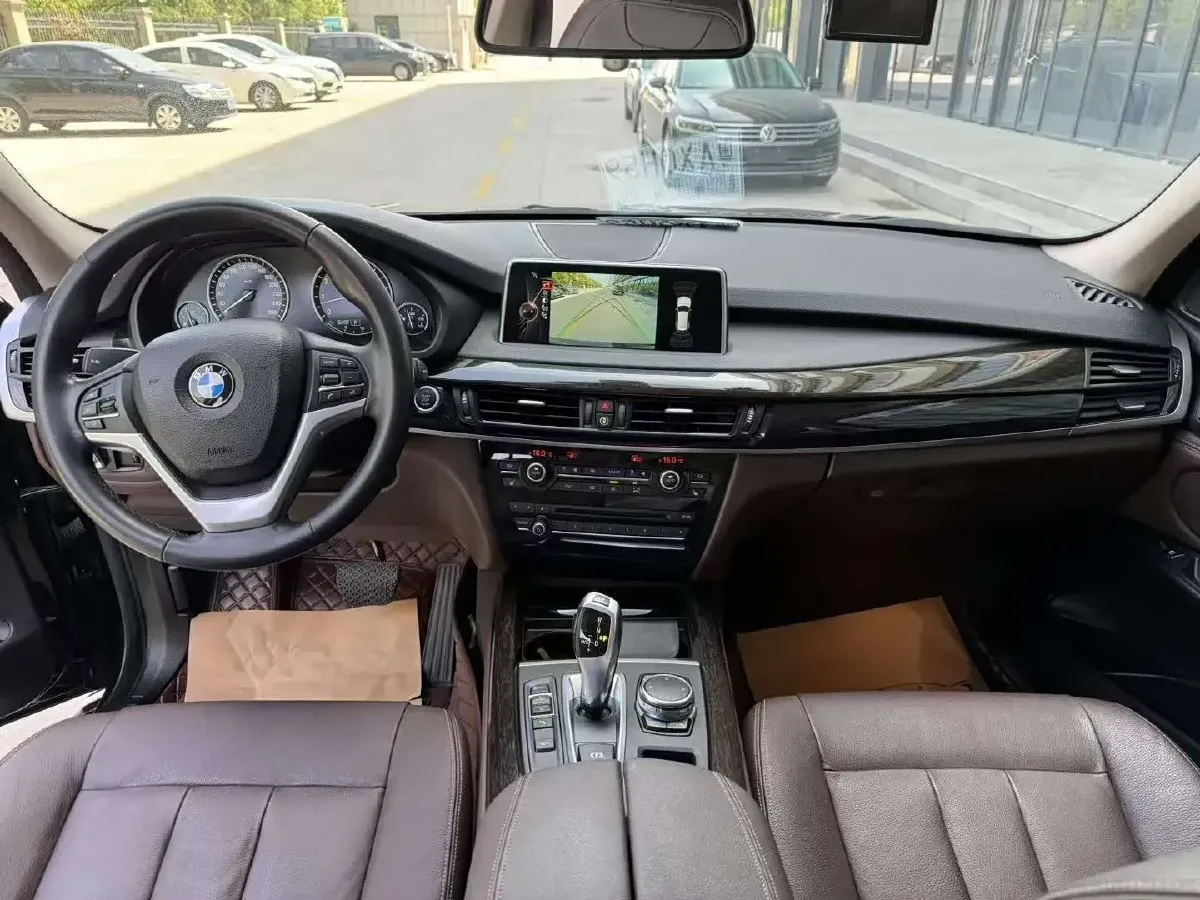 2014 BMW X5 3.0T 306HP L6 8AT,autocango,china used car exporter,china ev exporter,chinese used car exporter,chinese used ev exporter