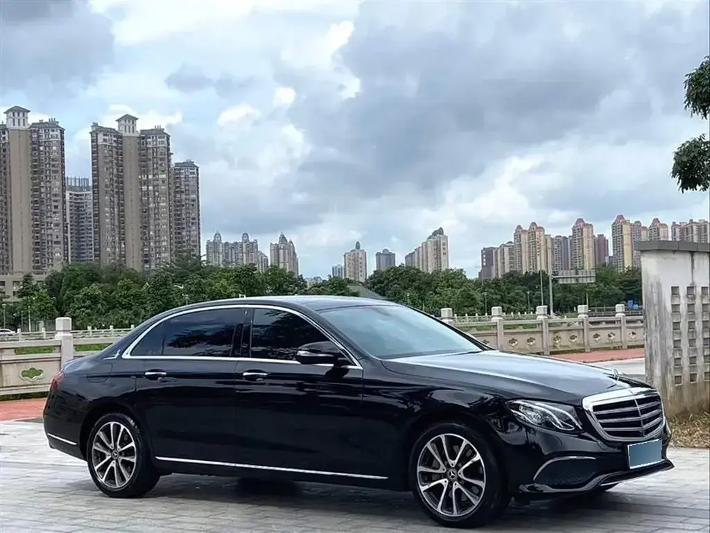2019 Mercedes-Benz E Class 2.0T 245HP L4 9AT
