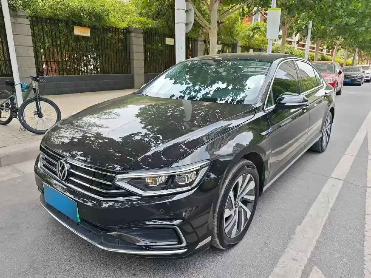 2022 Volkswagen Magotan GTE 1.4T 150HP L4 6DCT PHEV 13KWH,autocango,china used car exporter,china ev exporter,chinese used car exporter,chinese used ev exporter