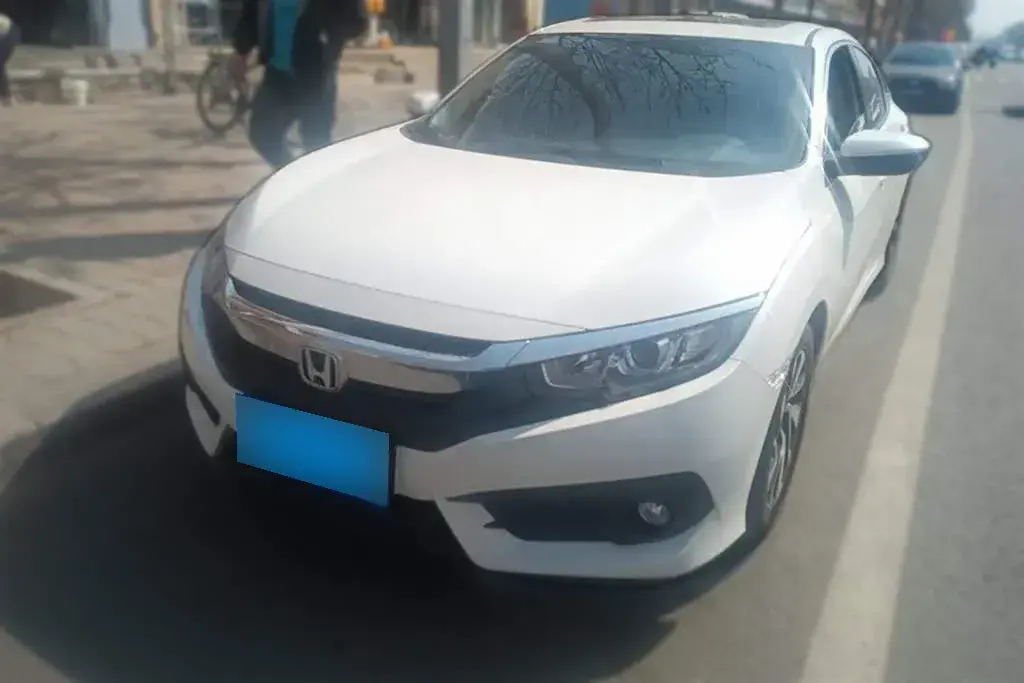 2016 Honda Civic 1.5T 177HP L4 CVT