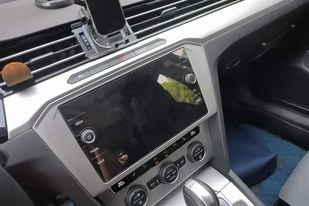 2018 Volkswagen Alltrack 2.0T 220HP L4 6DCT,autocango,china used car exporter,china ev exporter,chinese used car exporter,chinese used ev exporter