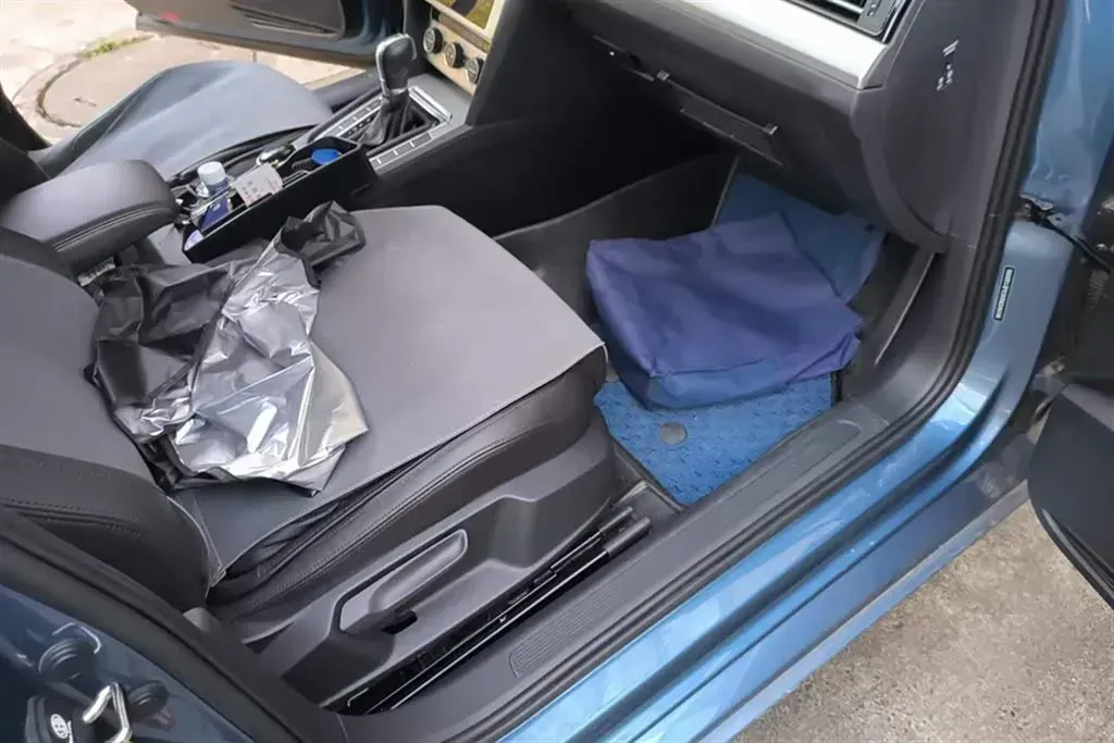 2018 Volkswagen Alltrack 2.0T 220HP L4 6DCT,autocango,china used car exporter,china ev exporter,chinese used car exporter,chinese used ev exporter