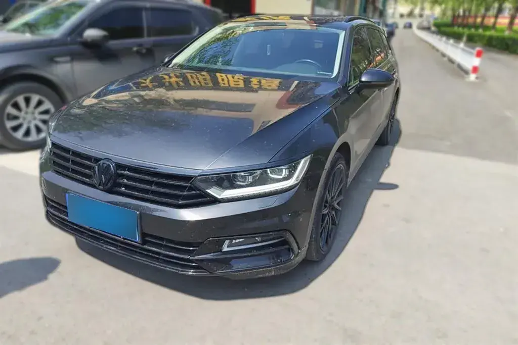 2018 Volkswagen Alltrack 2.0T 220HP L4 6DCT
