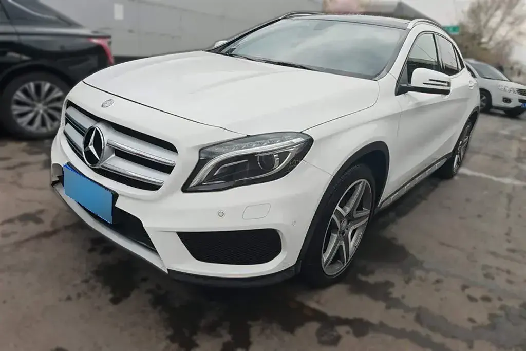 2016 Mercedes-Benz GLA Class 2.0T 211HP L4 7DCT