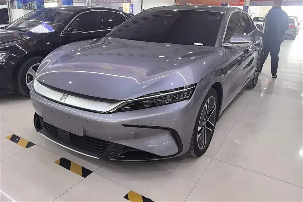 2023 BYD Han BEV 72KWH
