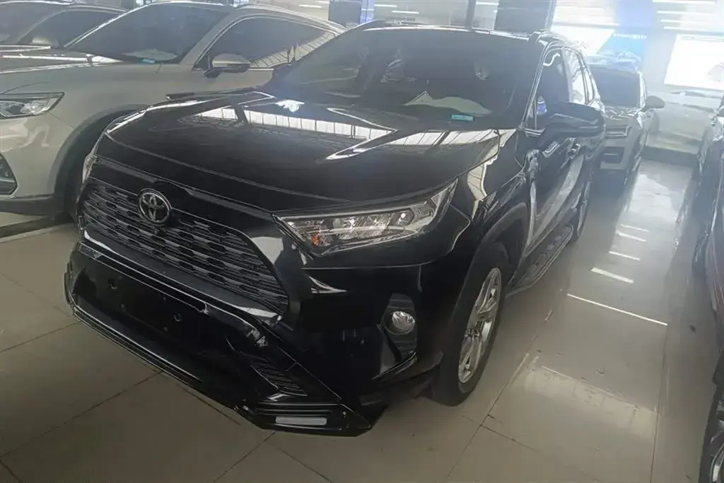 2020 Toyota RAV4 2.0L 171HP L4 CVT