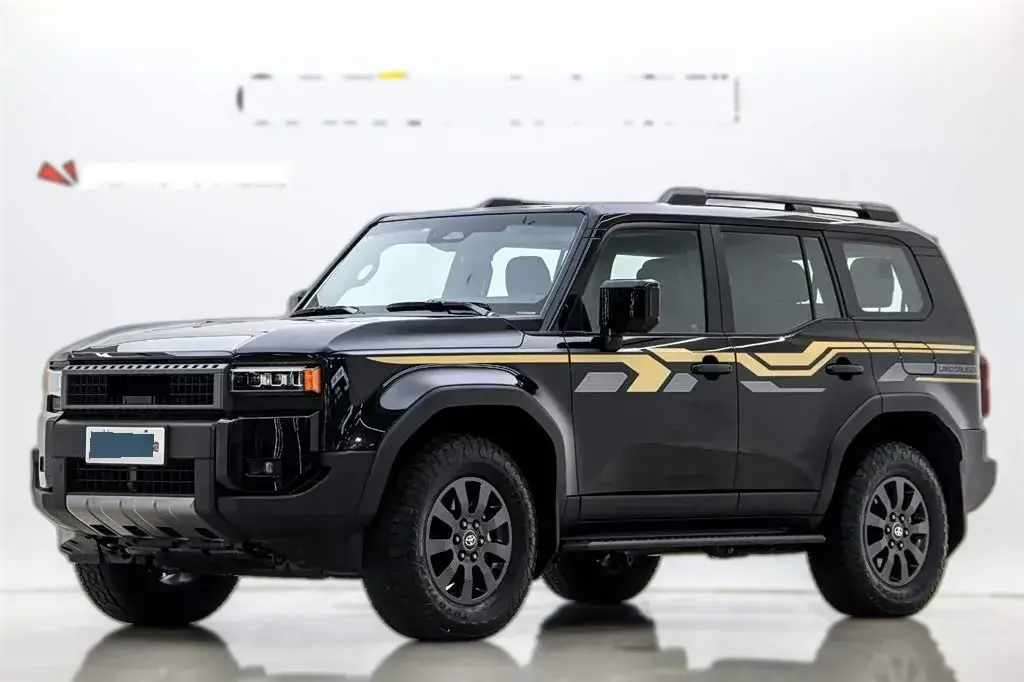 2024 Toyota Land Cruiser Prado 2.4T 282HP L4 8AT Hybrid