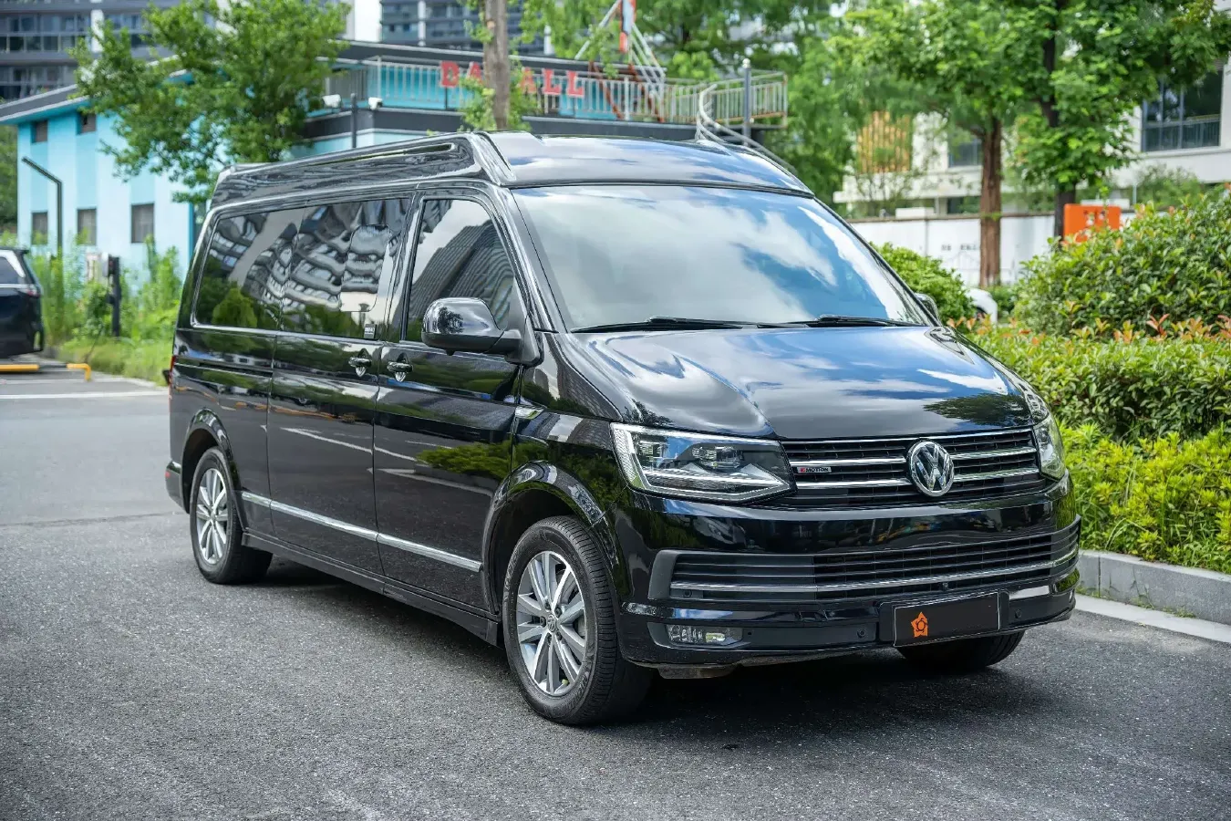 2019 Volkswagen Caravelle 2.0T 204HP L4 7DCT,autocango,china used car exporter,china ev exporter,chinese used car exporter,chinese used ev exporter