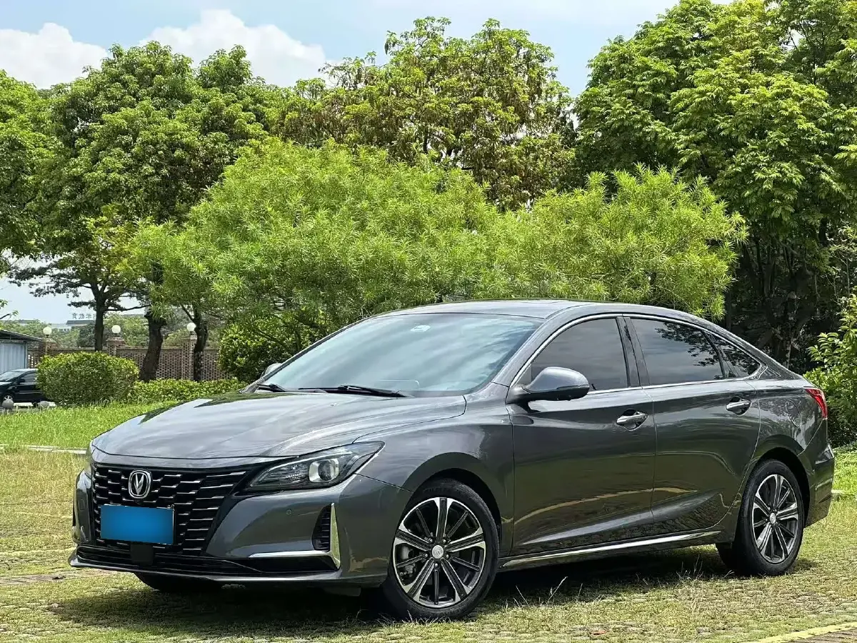 2022 ChangAn Raeton CC 1.5T 188HP L4 7DCT