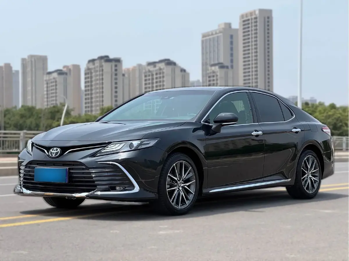 2023 Toyota Camry 2.5L 207HP L4 8AT
