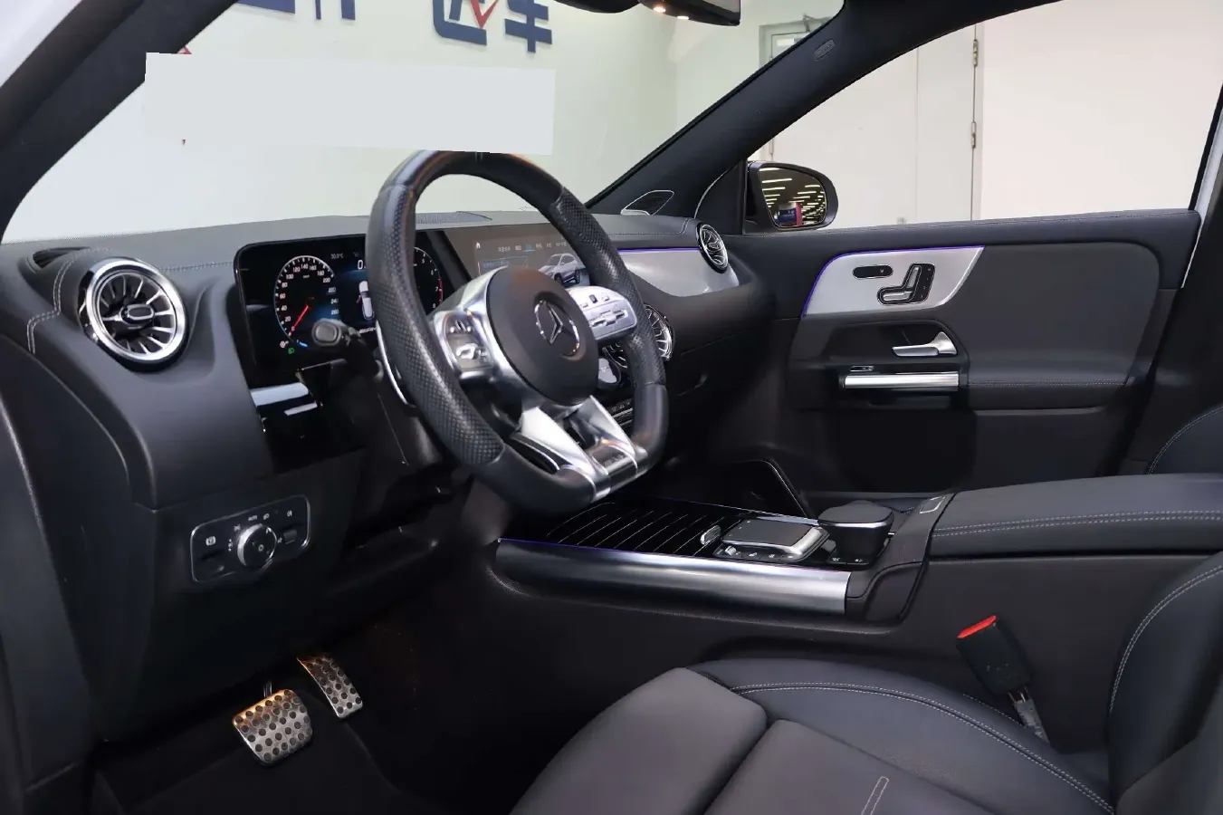 2021 Mercedes-Benz GLA AMG 2.0T 306HP L4 8DCT,autocango,china used car exporter,china ev exporter,chinese used car exporter,chinese used ev exporter