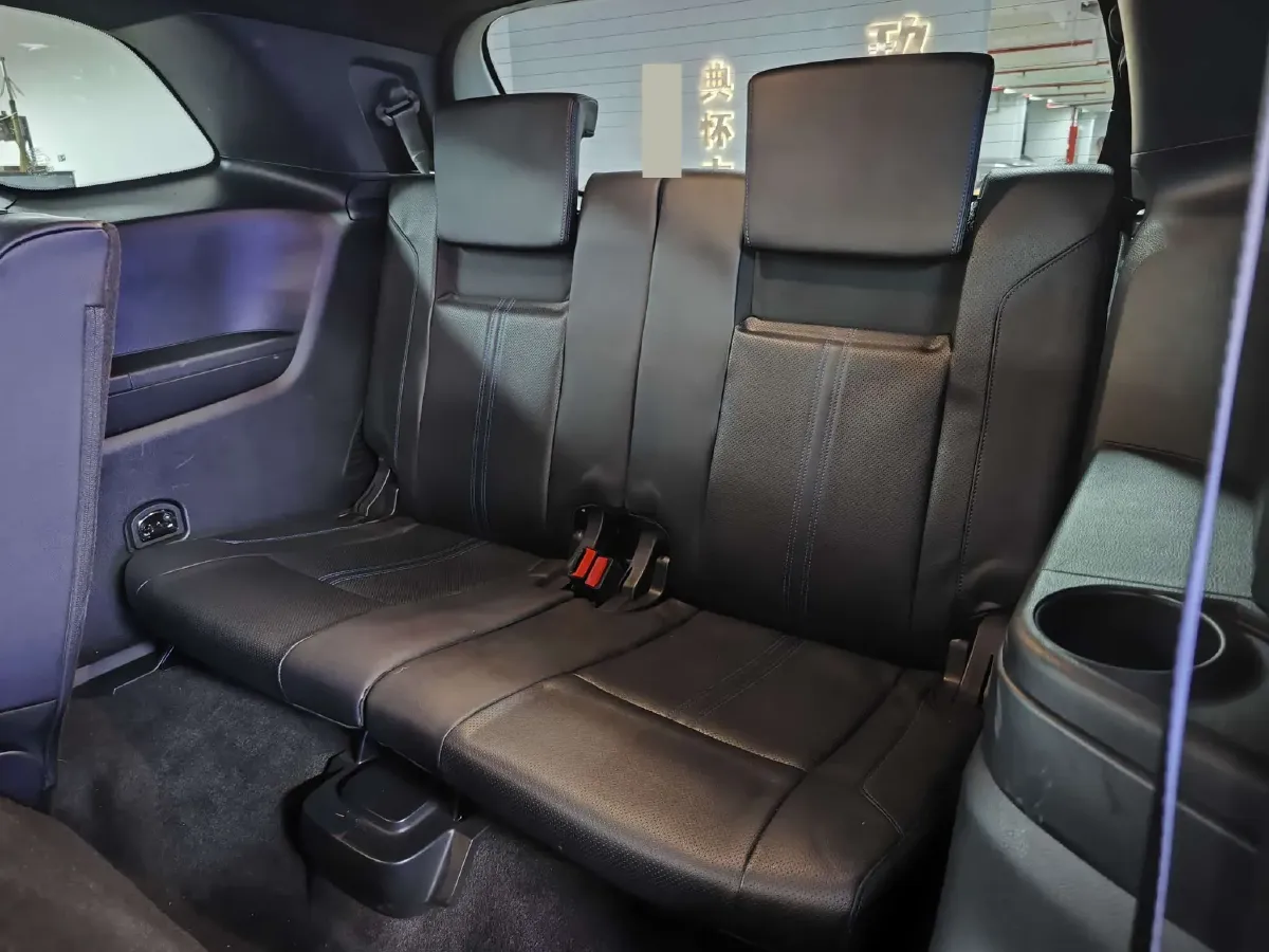 2020 Ford Everest 2.3T 275HP L4 10AT,autocango,china used car exporter,china ev exporter,chinese used car exporter,chinese used ev exporter