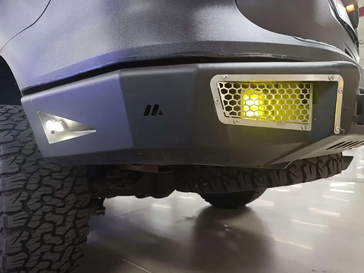 2020 Ford Everest 2.3T 275HP L4 10AT,autocango,china used car exporter,china ev exporter,chinese used car exporter,chinese used ev exporter